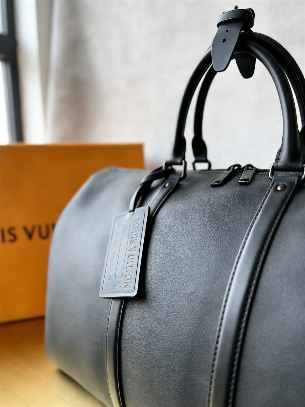 Louis Vuitton Keepall Bandoulière 50 Aerogram Black - Picture 5 of 6